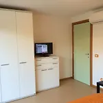 Residenza Flores * בלריה-איגאה מרינה