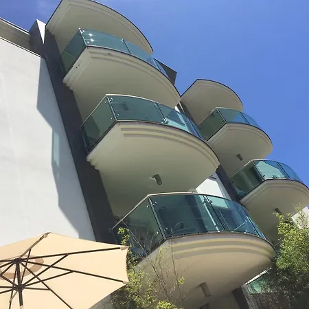 Apartment Residenza Flores