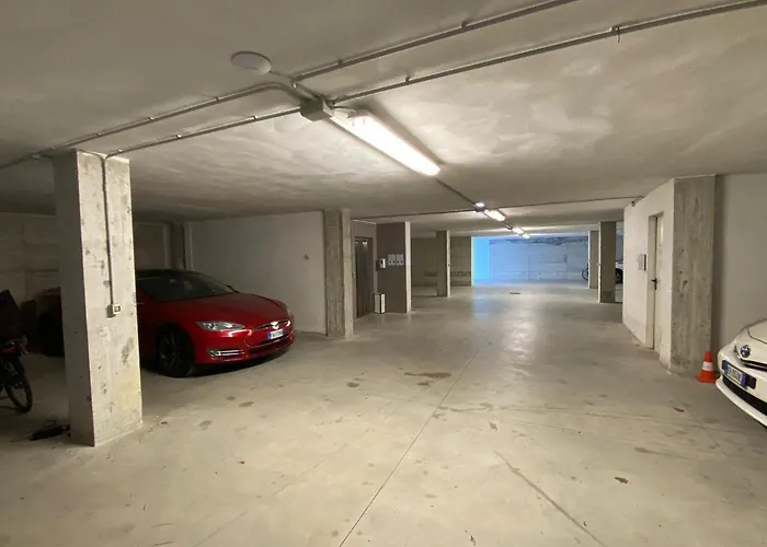 Residenza Flores * בלריה-איגאה מרינה