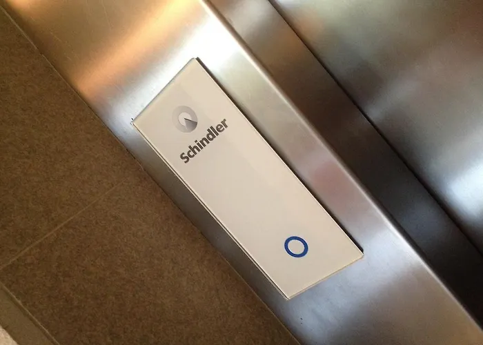 דירה Residenza Flores בלריה-איגאה מרינה