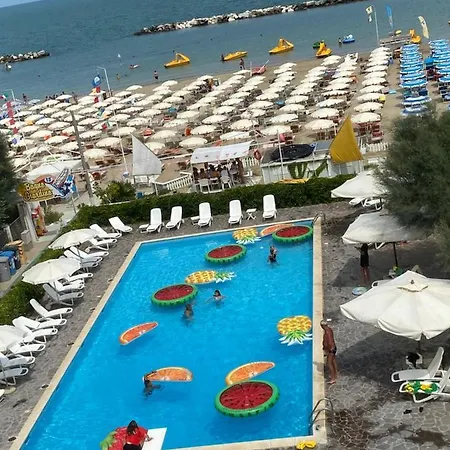 Residenza Flores Апартаменты