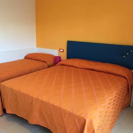 Residenza Flores Appartement *